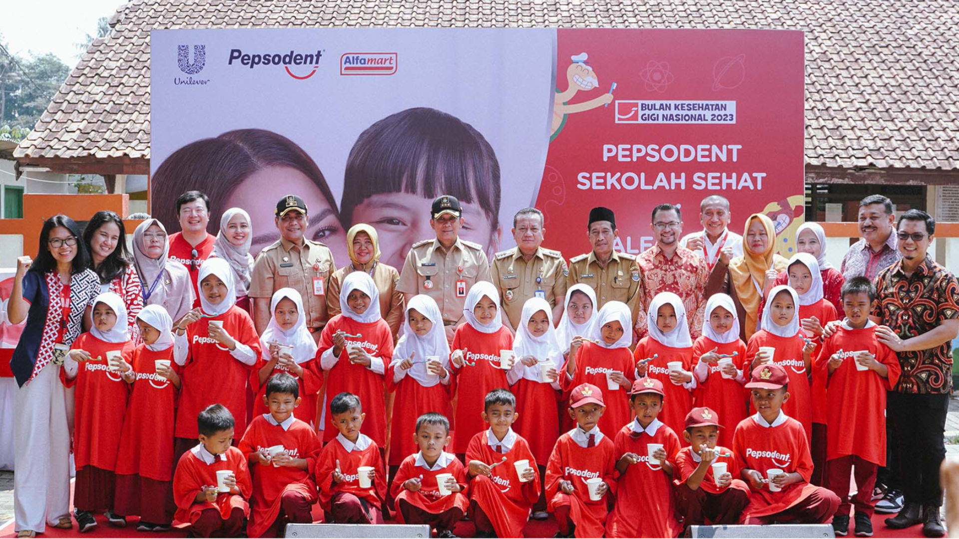 Proses Peresmian Pepsodent Sekolah Sehat di SDN Cijantra I & III Tangerang, Banten