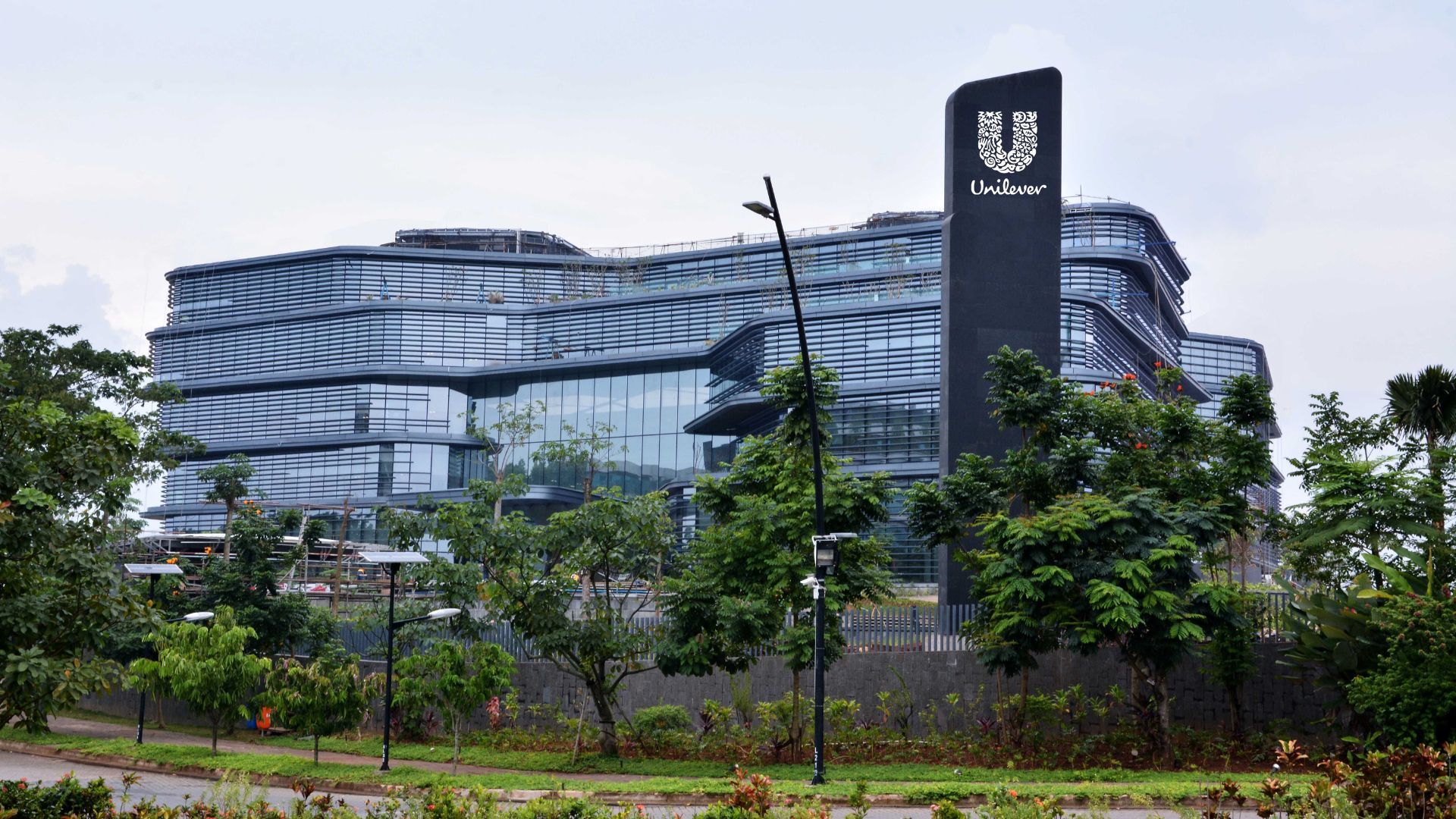 Grha Unilever, Kantor Pusat Unilever Indonesia