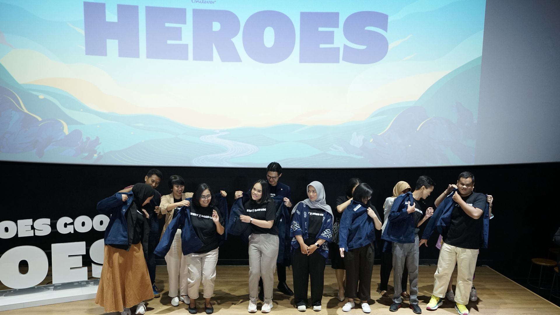Di “Every U Does Good Heroes Summit”, kelima mentor berbagi insight berharga seputar sociopreneurship bagi seluruh finalis